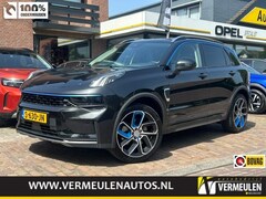 Lynk & Co 01 - 1.5 261PK Plug-in Hybrid Automaat + 20''/ Navi/ Clima/ Ad.Cruise/ Panorama/ Camera/ Full-L