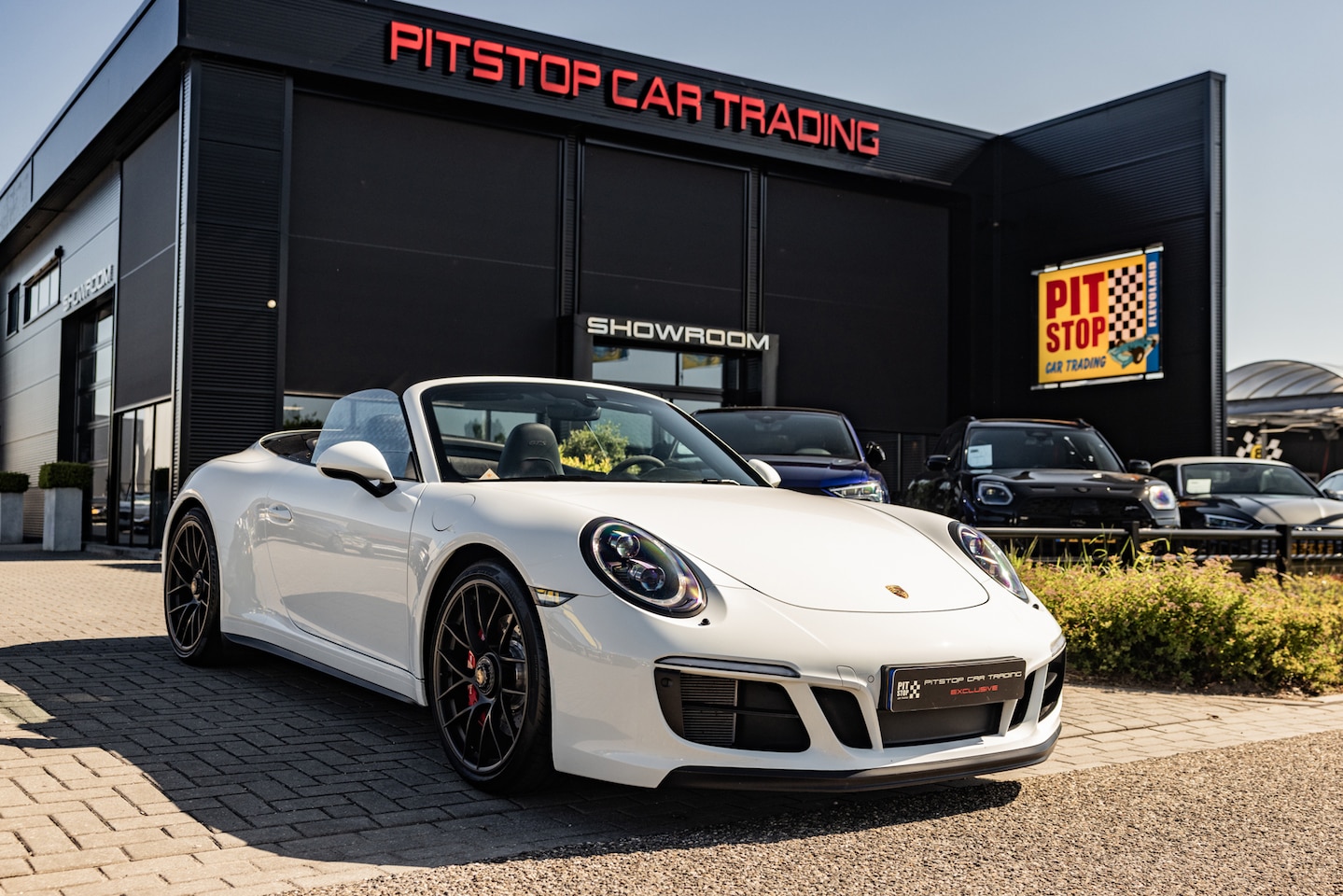 Porsche 911 Cabrio - 991.2 3.0 Carrera GTS, 18-Wegs, PDLS+, Carbon, PTV+! - AutoWereld.nl