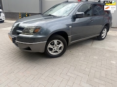 Mitsubishi Outlander Sport - 2.4 4WD