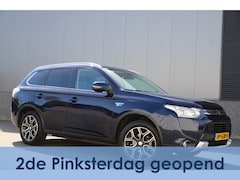 Mitsubishi Outlander - 2.0 PHEV 4WD Instyle X-Line/Sunroof/Trekh./Leder/Cruise/18"