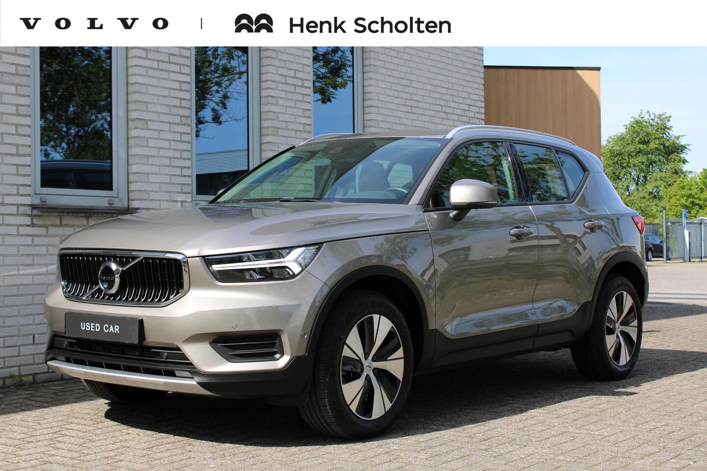 Volvo XC40 - T2 Automaat Inscription 360 camera | Cruise Control | Lichte lederen bekleding | BLIS | Na - AutoWereld.nl