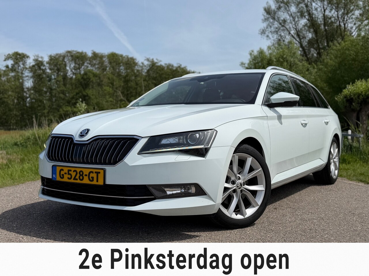 Skoda Superb Combi - 1.4 TSI ACT Style Business / Automaat / Bak gereviseerd / Stoelverwarming / Climate Contro - AutoWereld.nl