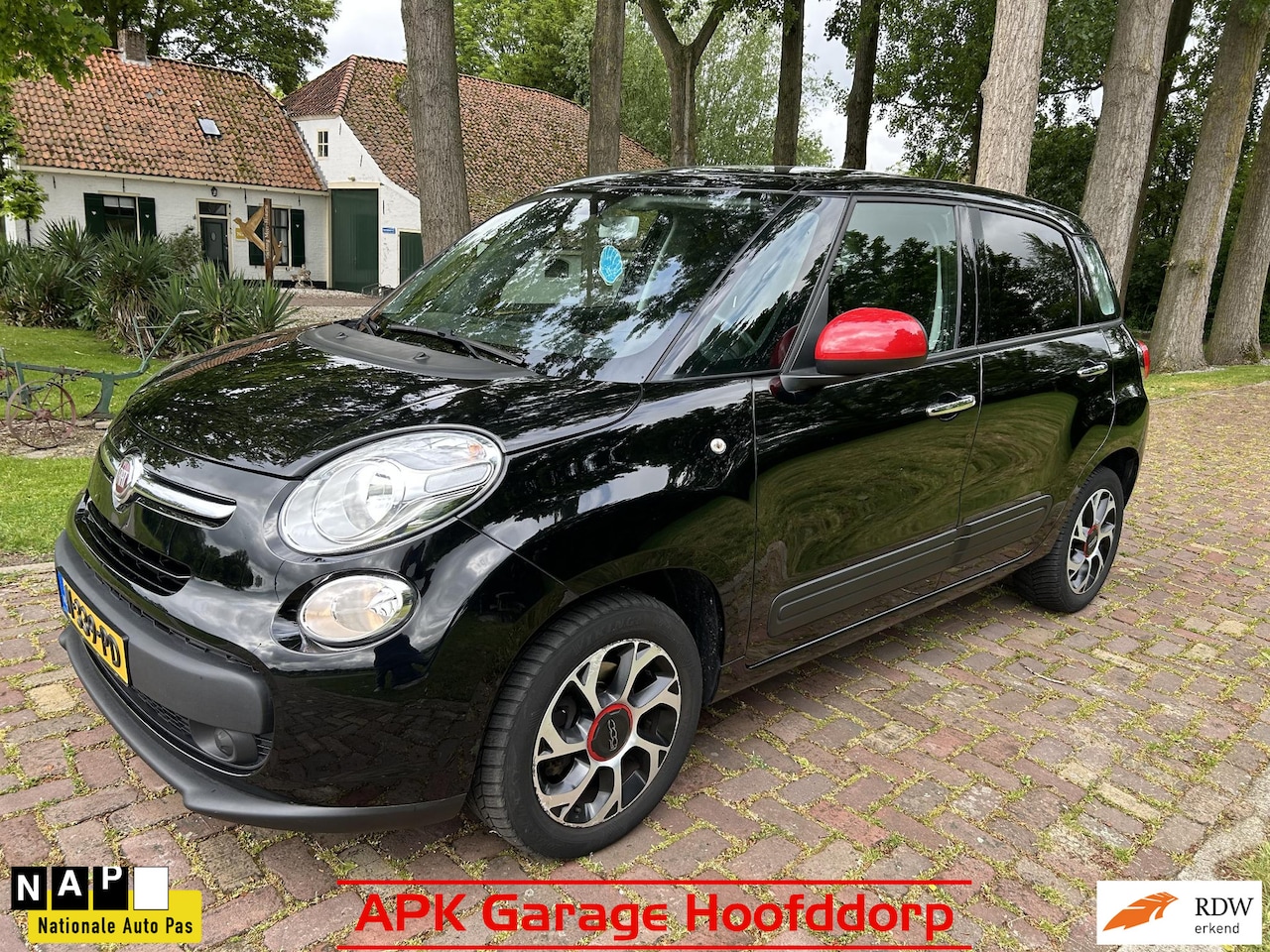 Fiat 500 L - 1.4-T-Jet Lounge 4-cilinder boekjes - AutoWereld.nl