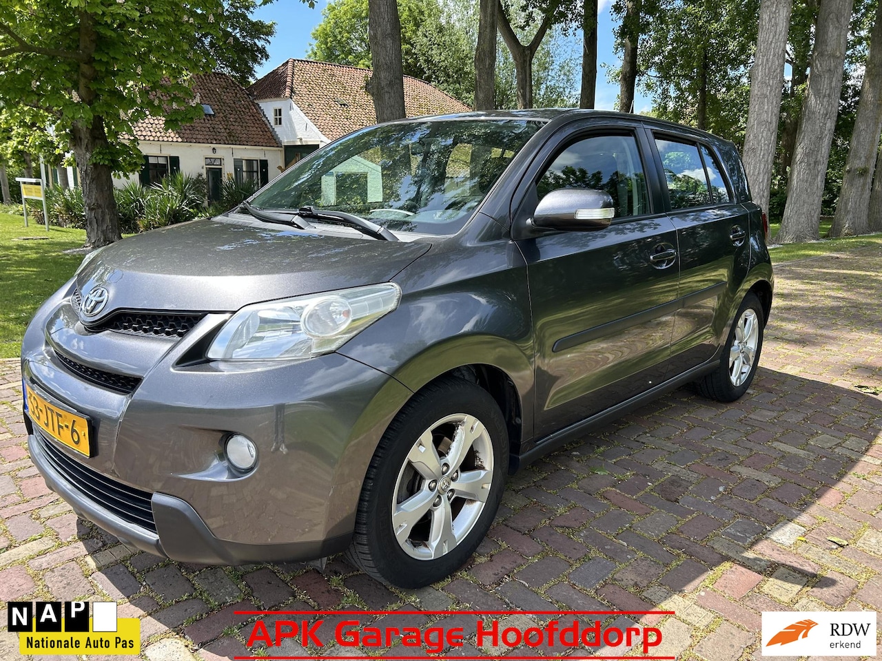 Toyota Urban Cruiser - 1.3 VVT-i Aspiration / 130.000 km boekjes - AutoWereld.nl