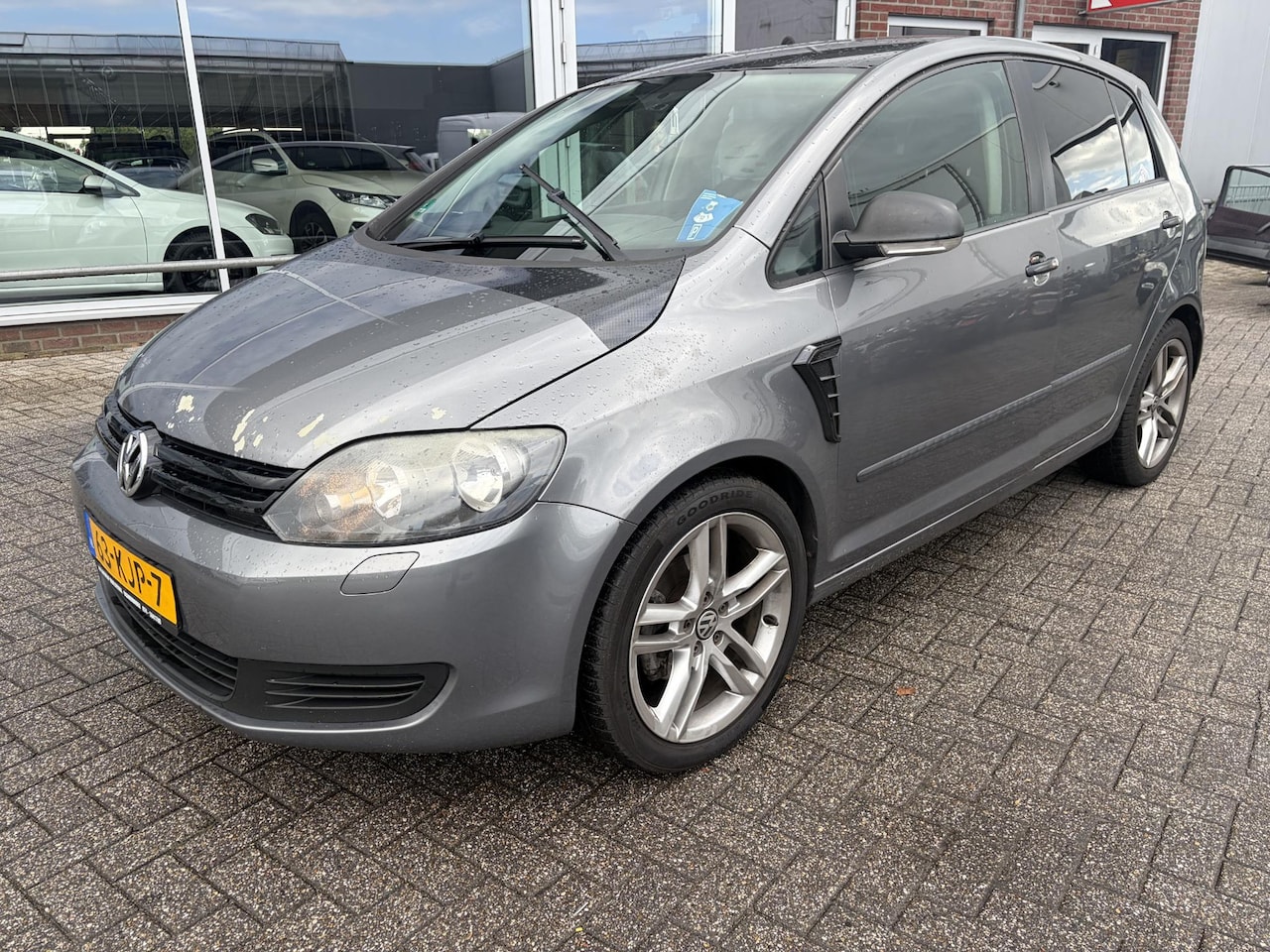 Volkswagen Golf Plus - 1.4 TSI Trendline Versnellingsbak maak geluid - AutoWereld.nl