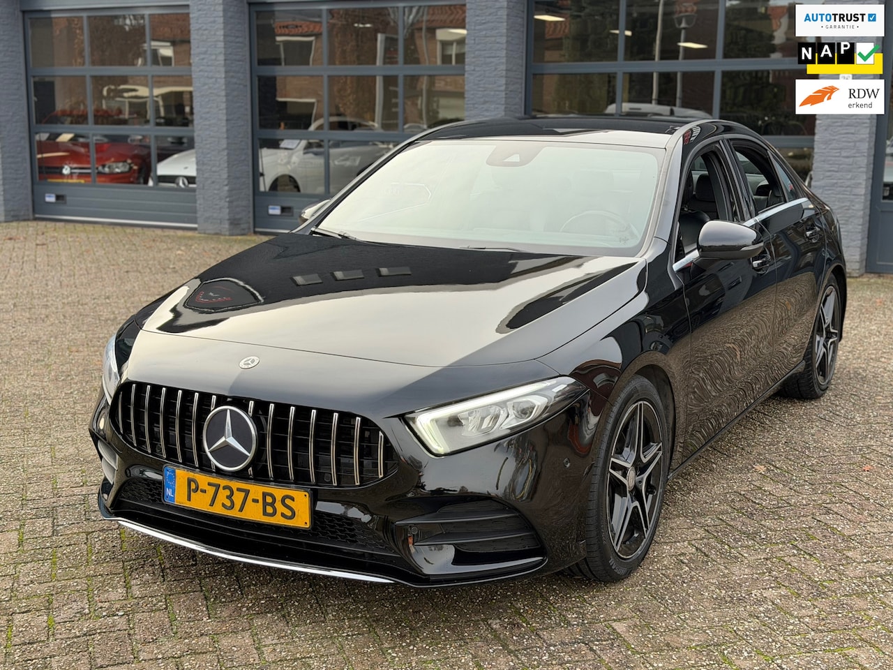 Mercedes-Benz A-klasse - 200 A35 AMG|Xenon|Leer|Stoelvw|Xenon|Camera|Nap!! - AutoWereld.nl