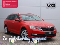 Skoda Octavia Combi - 1.5 TSI Automaat Trekhaak Stoelverwarming CarPlay
