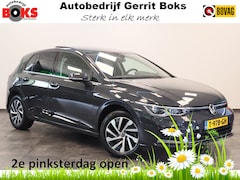 Volkswagen Golf - 1.4 eHybrid Style Panoramadak Stoelverwarming Ergo Active 2e Pinksterdag geopend van 12:00