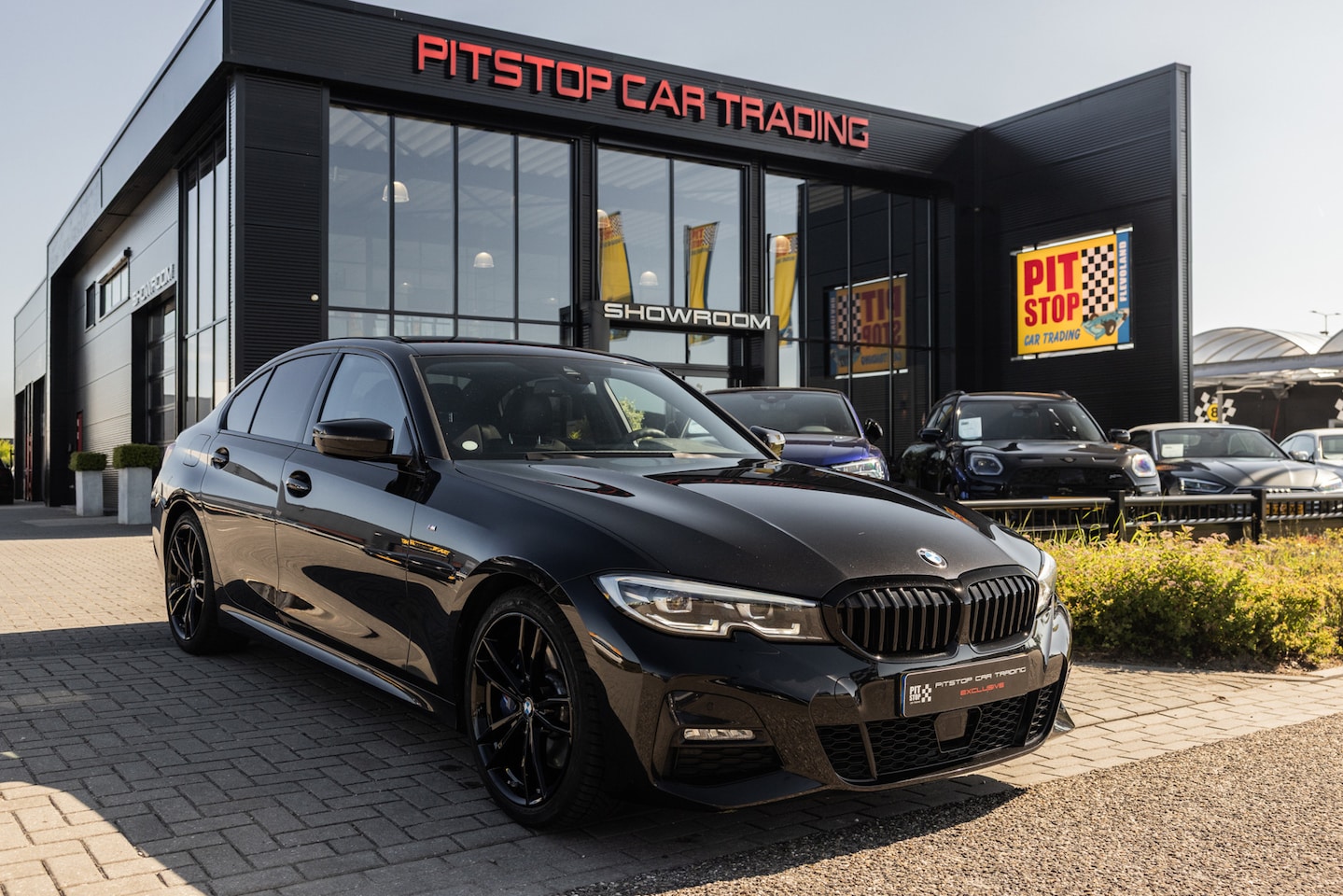 BMW 3-serie - 330i M Sport 330i M-Sport, 259pk, Hi-Fi, 19 inch, ACC, Shadow, Nieuwstaat! - AutoWereld.nl