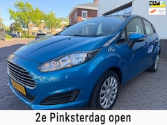 Ford Fiesta - 1.0 Style/Airco/2e eigenaar/Aux/Elek-pakket/Dealer-onderhouden/Trekhaak
