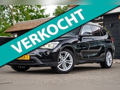 BMW X1 - SDrive20i Upgrade Edition I Panoramadak I Leder I Trekhaak I NAP