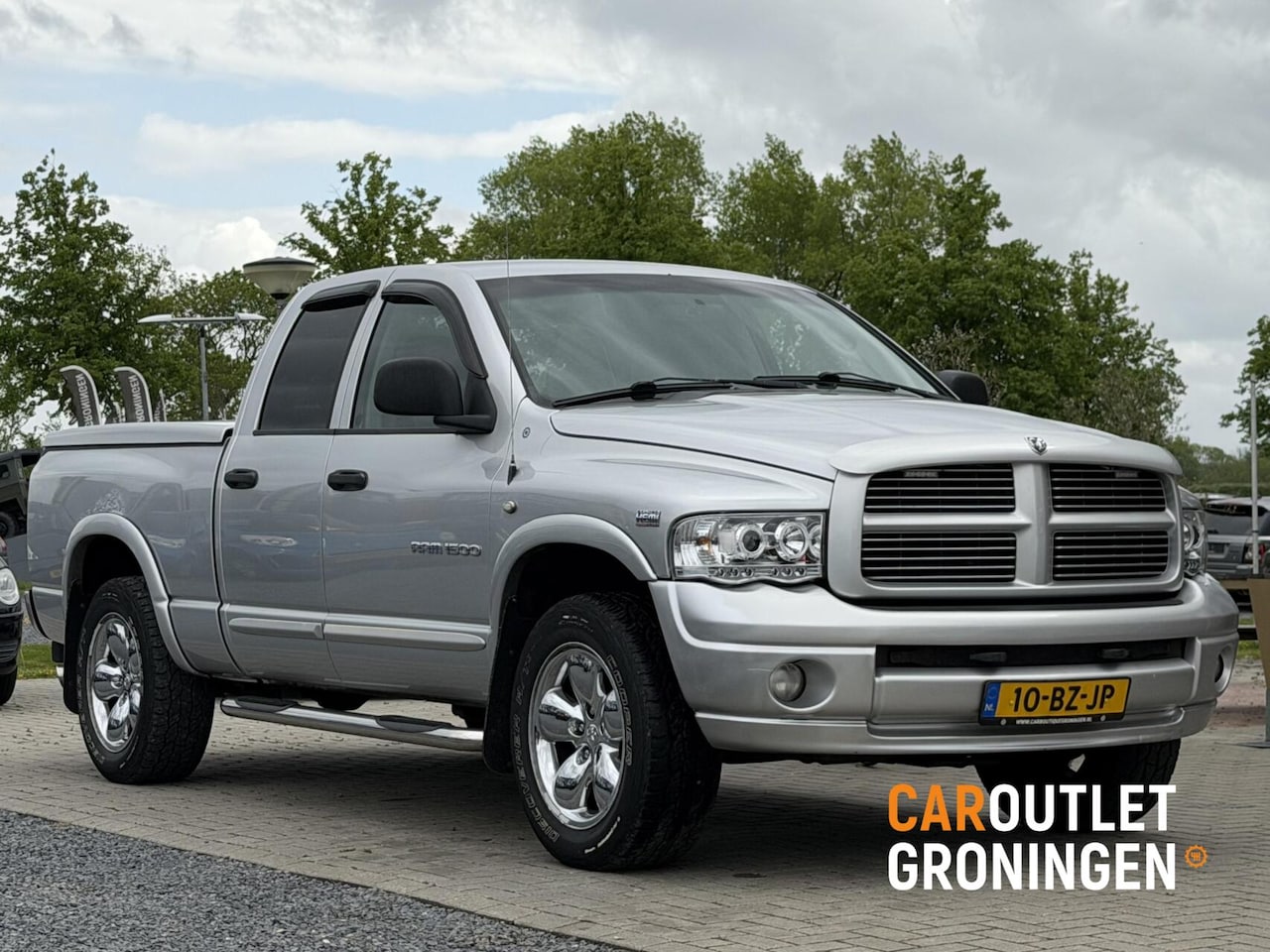 Dodge Ram 1500 - 5.7 HEMI V8 | DUBBEL CABINE | LPG G3 | 4X4 - AutoWereld.nl