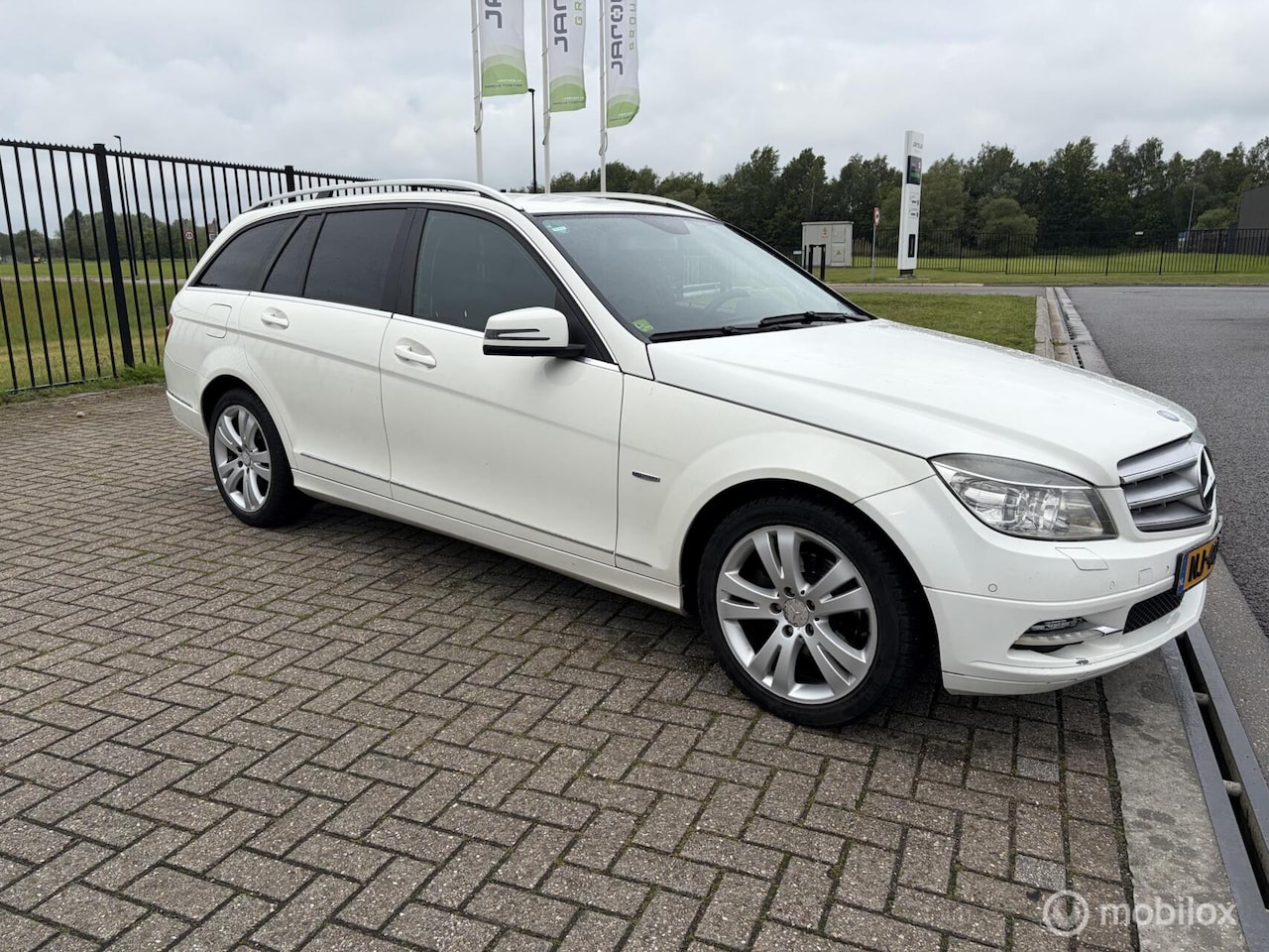 Mercedes-Benz C-klasse Estate - 180 K BlueEFFICIENCY Business Class Elegance 180 K BlueEFFICIENCY Business Class Elegance - AutoWereld.nl