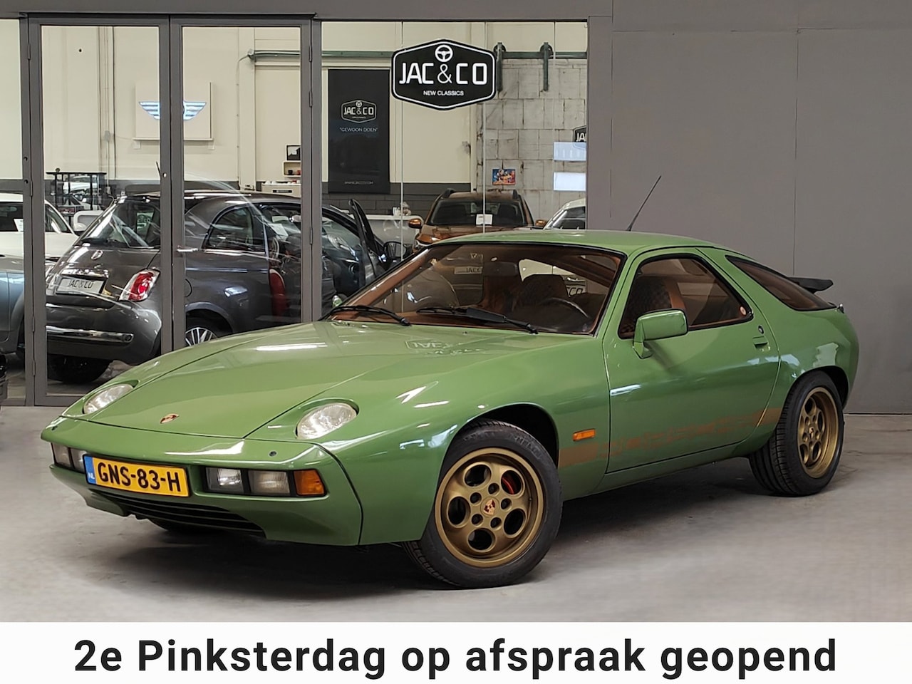 PORSCHE 928