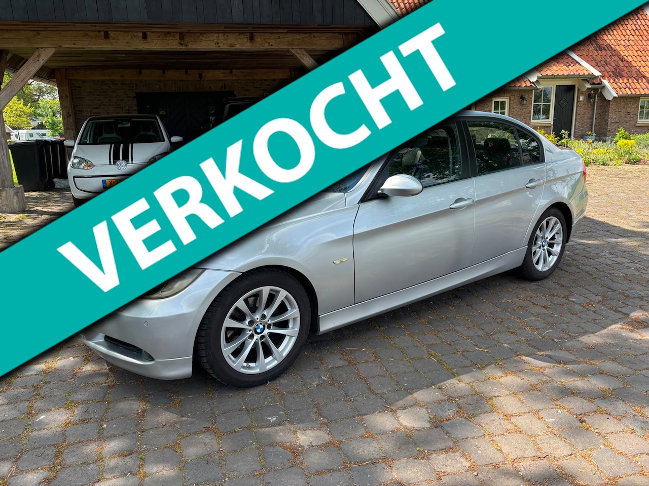 BMW 320I