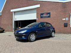 Peugeot 206 - 1.4 Gentry | Automaat | Airco | Elektrische Ramen