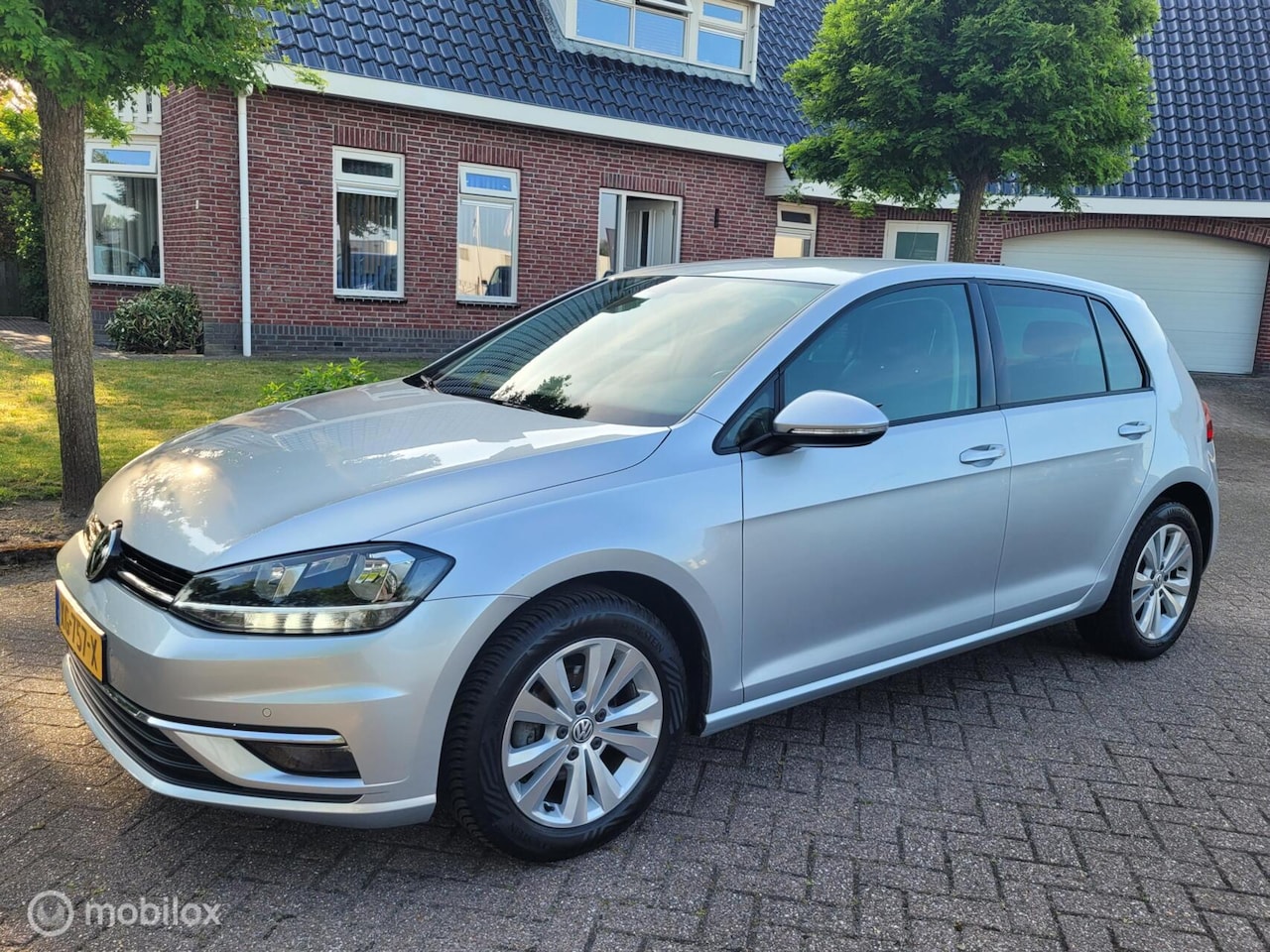 Volkswagen Golf - 1.0 TSI, Carplay/navi/cruise/clima. - AutoWereld.nl