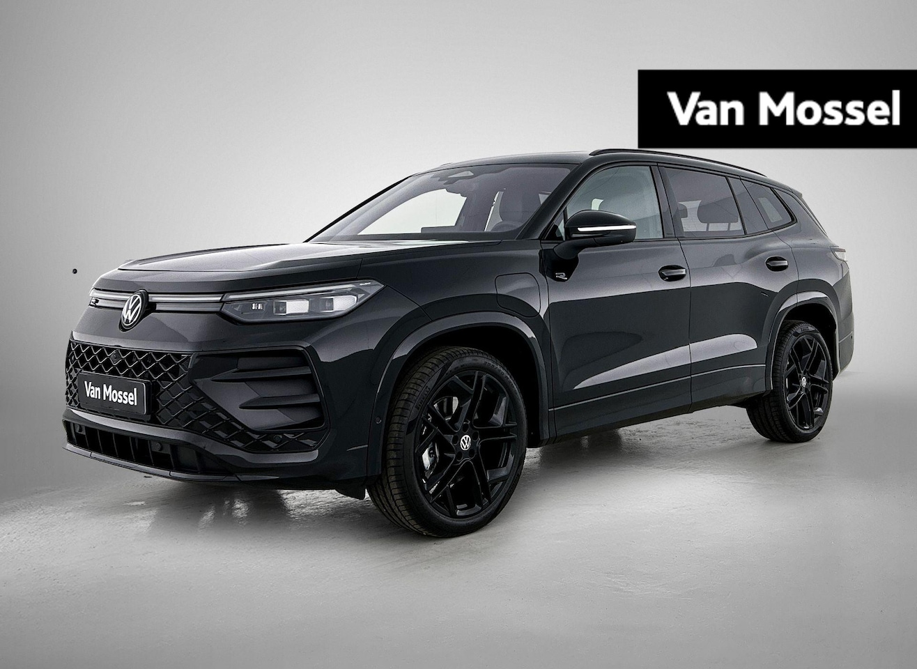Volkswagen Tayron - 1.5 eHybrid R-Line Edition 272 PK Plug-in hybrid | Harman Kardon | Panoramadak | Head-Up d - AutoWereld.nl