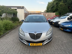 Lancia Delta - 1.4-16V Argento