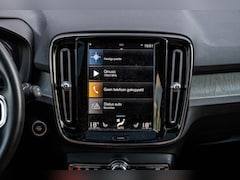 Volvo XC40 - 1.5 T4 Recharge Inscription | Plug-in Hybrid (PHEV) | Achteruitrijcamera | Panoramadak | H