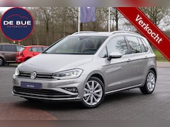Volkswagen Golf Sportsvan - 1.5 TSI ACT Highline|Org NL NAP|1ste Eig|LED|Leder|Trekhaak|CarPlay|ACC|DAB|Dealer Onderho