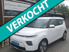 Kia e-Soul - DynamicLine 64 kWh airco € 9000 ex btw