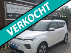 Kia e-Soul - DynamicLine 64 kWh airco € 9000 ex btw