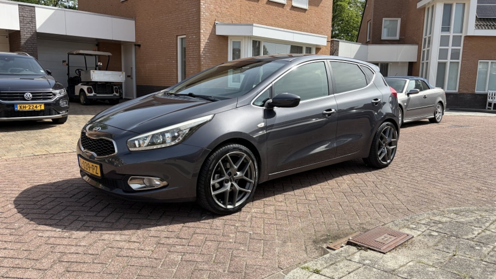 Kia Cee'd - 1.4 CVVT Stoel/stuur verw I Cruise control LM vlgn - AutoWereld.nl