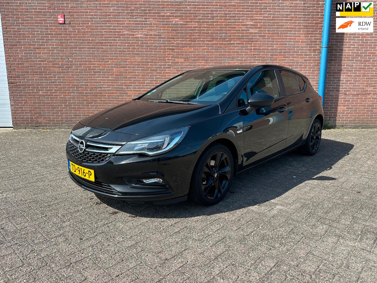 Opel Astra - 1.4 Edition Black Edition - AutoWereld.nl