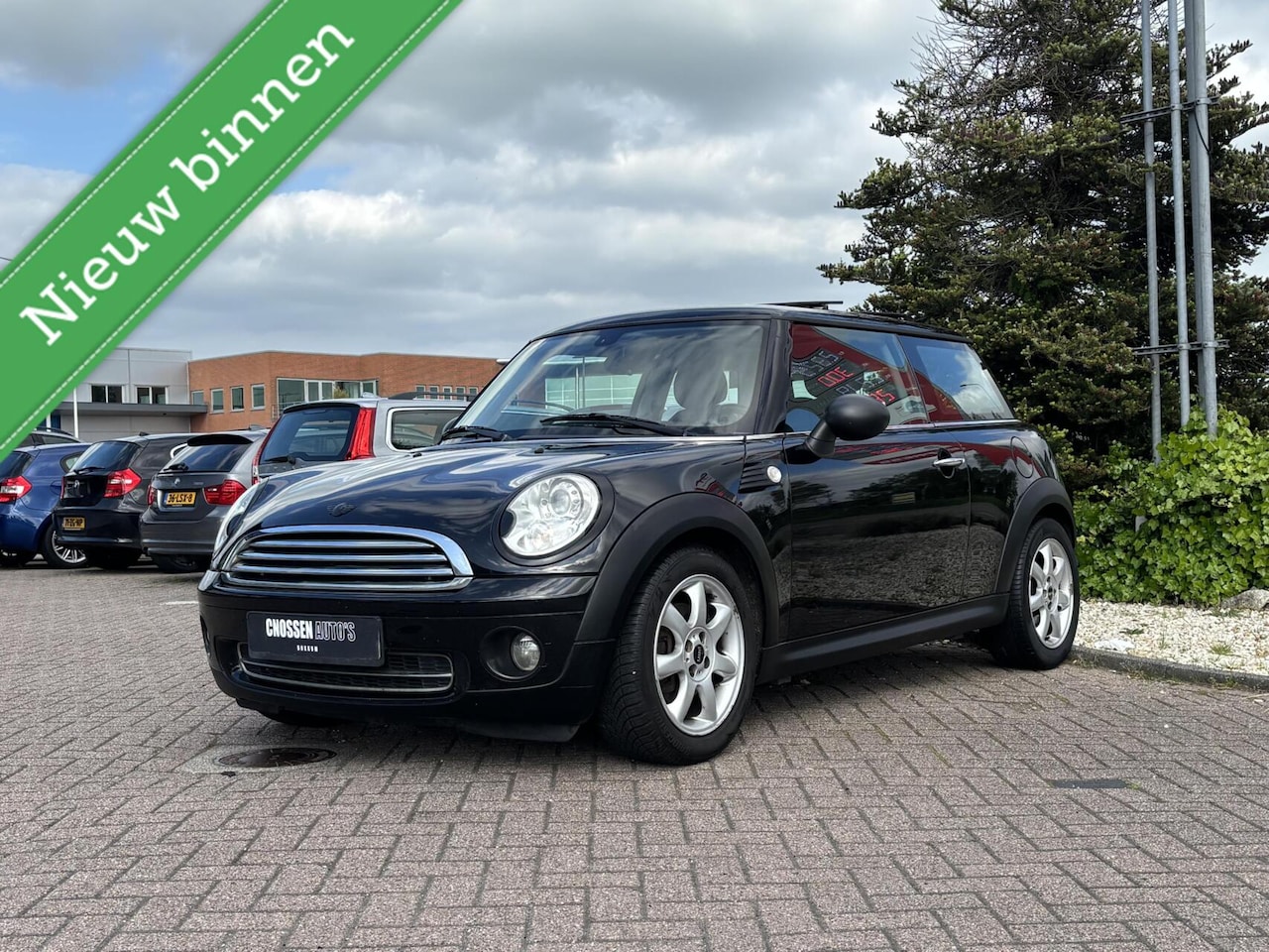 MINI One - Mini 1.6 Salt, Xenon, Pano, Navi, Cruise ! - AutoWereld.nl