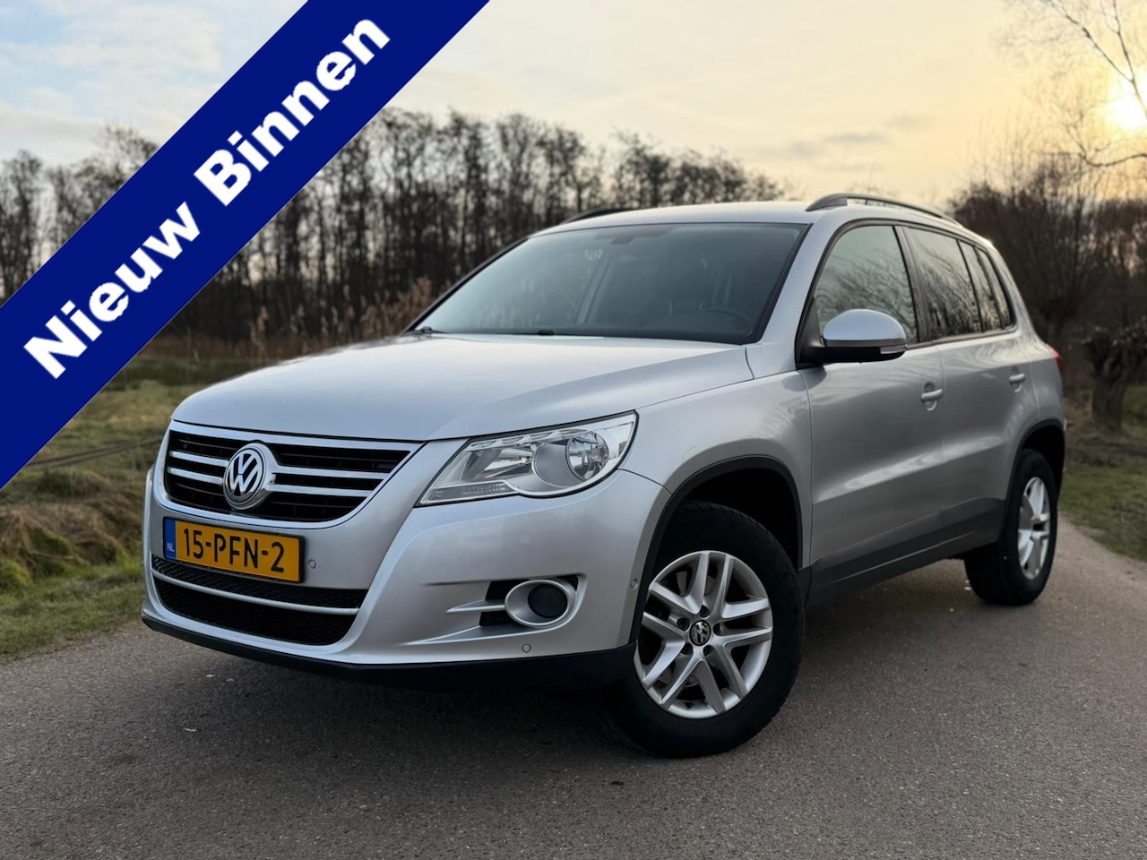 Volkswagen Tiguan - 1.4 TSI Comfort&Design / Keurig en Goed onderhouden / Airco / Navigatie / Cruise Control / - AutoWereld.nl
