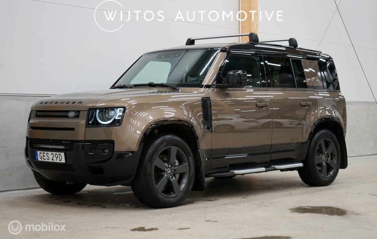 Land Rover Defender 110 - 2.0 P400e 110 X-Dynamic SE 2.0 P400e 110 X-Dynamic SE, pano - AutoWereld.nl
