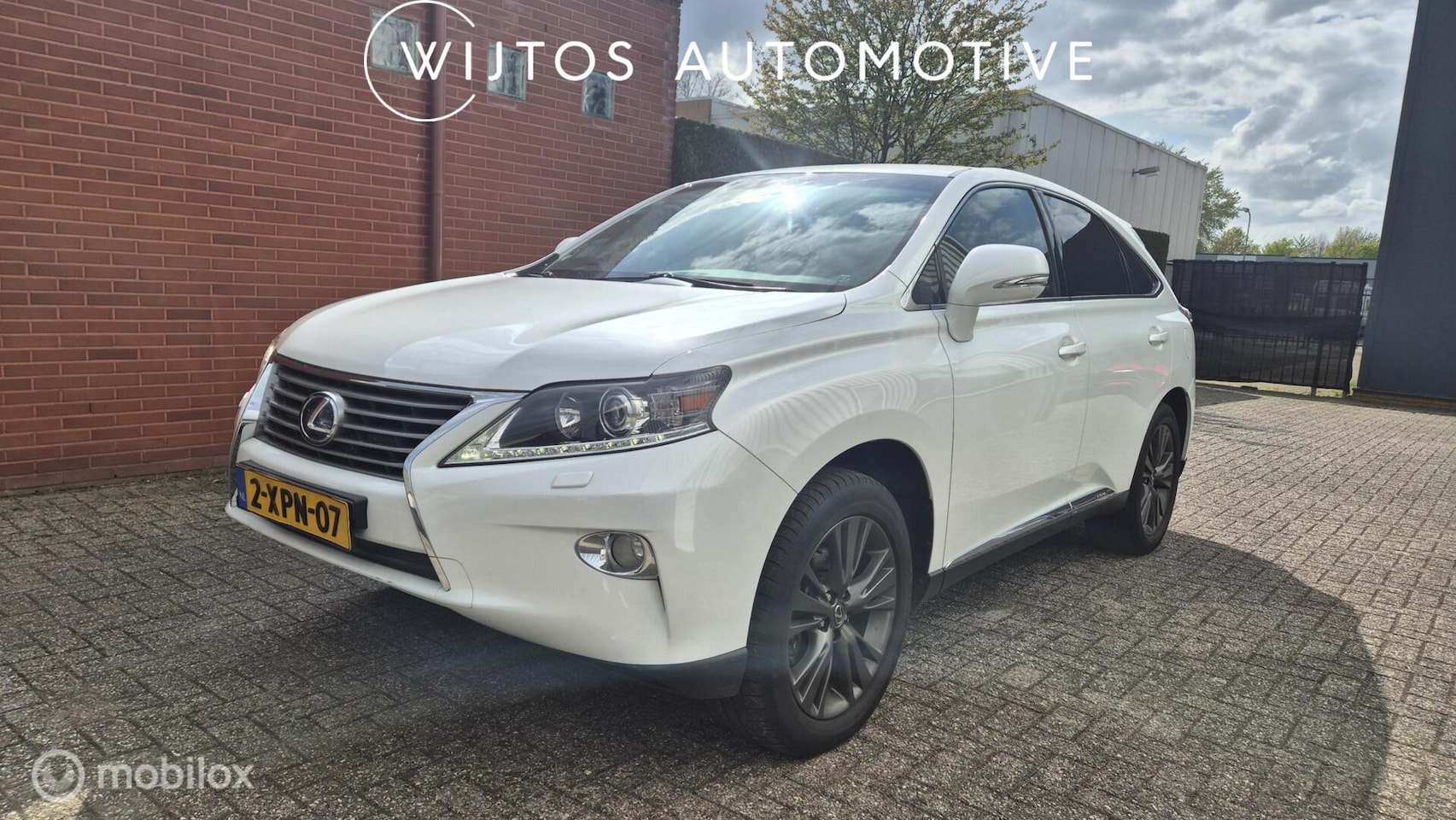Lexus RX 450h - 4WD Luxury Line, winterbanden, trekhaak - AutoWereld.nl