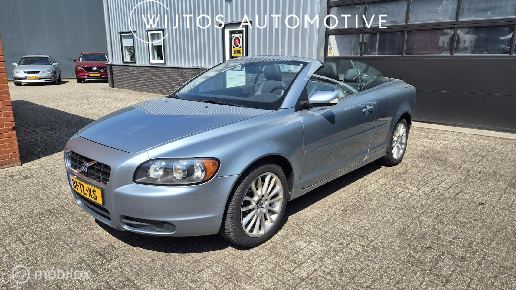 Volvo C70 Convertible - 2.4 Momentum 2.4 Momentum, leer, 1e eigenaar - AutoWereld.nl