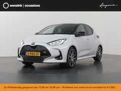 Toyota Yaris - 1.5 Hybrid GR Sport | Navigatie | Parkeercamera | Stoelverwarming | HUD | Keyless Entry/Go