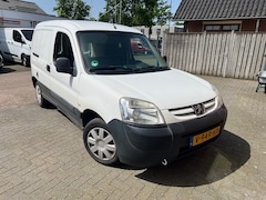Peugeot Partner - 170C 1.4i-8v Bestel UniekEen BENZINE