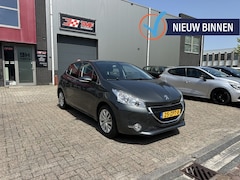Peugeot 208 - 1.2 VTi Blue L. Exec Vol Opties Zeer Netjes NAP