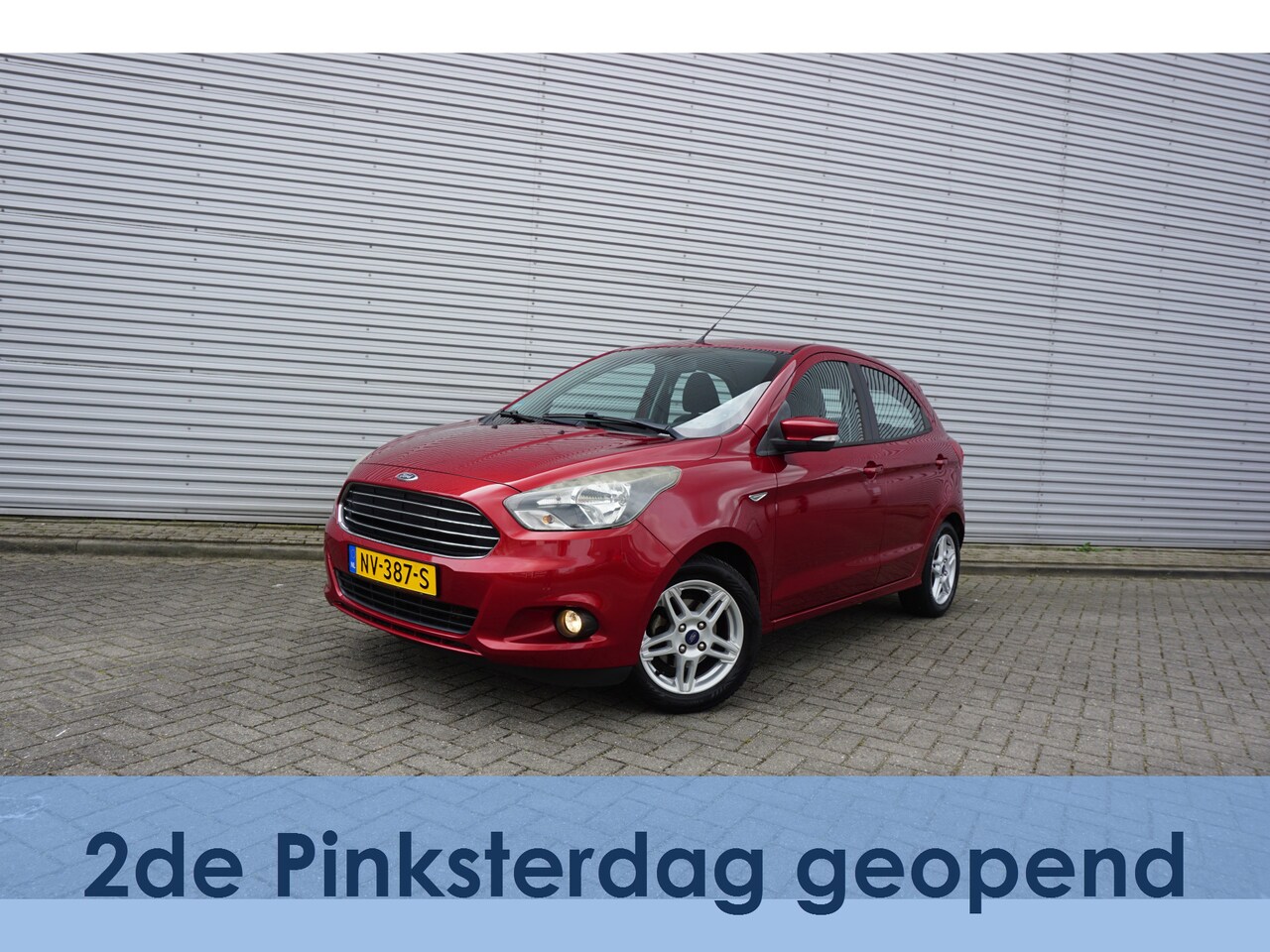 Ford Ka - 1.2 Trend Ultimate Airco / Cruise / Parkeers. / BT / Trekhaak / Lm velgen / NAP - AutoWereld.nl