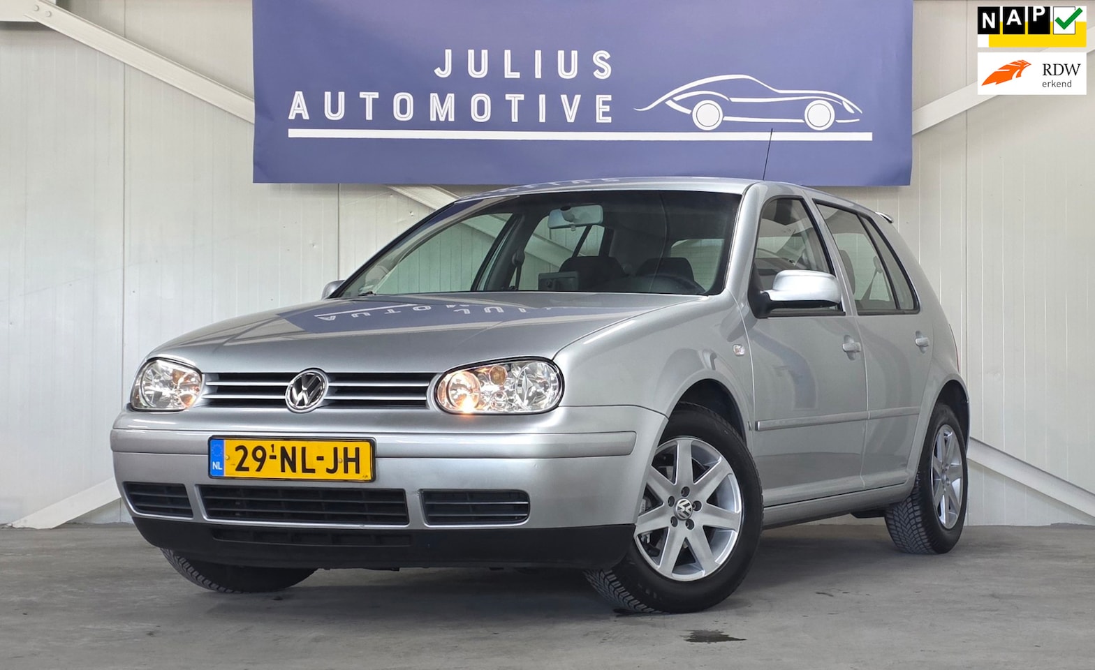 Volkswagen Golf - 1.6 Ocean Automaat Trekhaak Clima Android/Apple Carplay Garantie! - AutoWereld.nl