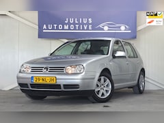 Volkswagen Golf - 1.6 Ocean Automaat Trekhaak Clima Android/Apple Carplay Garantie
