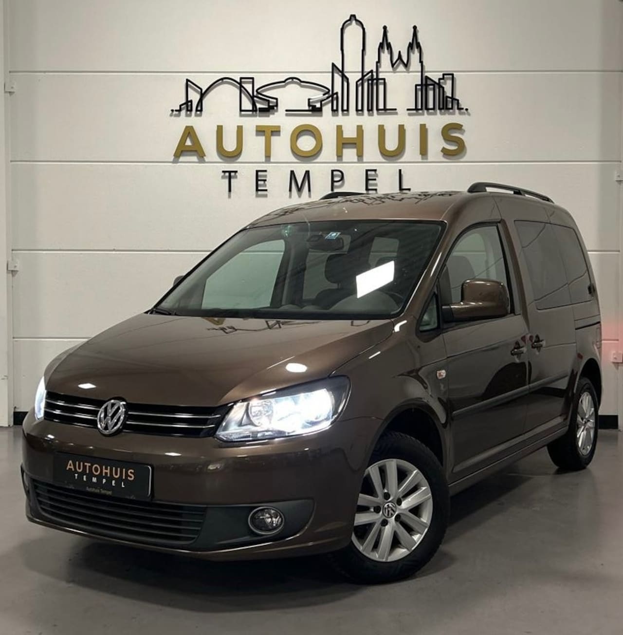 Volkswagen Caddy Maxi - 1.2 TSI Comfortline Nap Airco Cruise 5 Persoons Trekhaak Schuifdeuren - AutoWereld.nl
