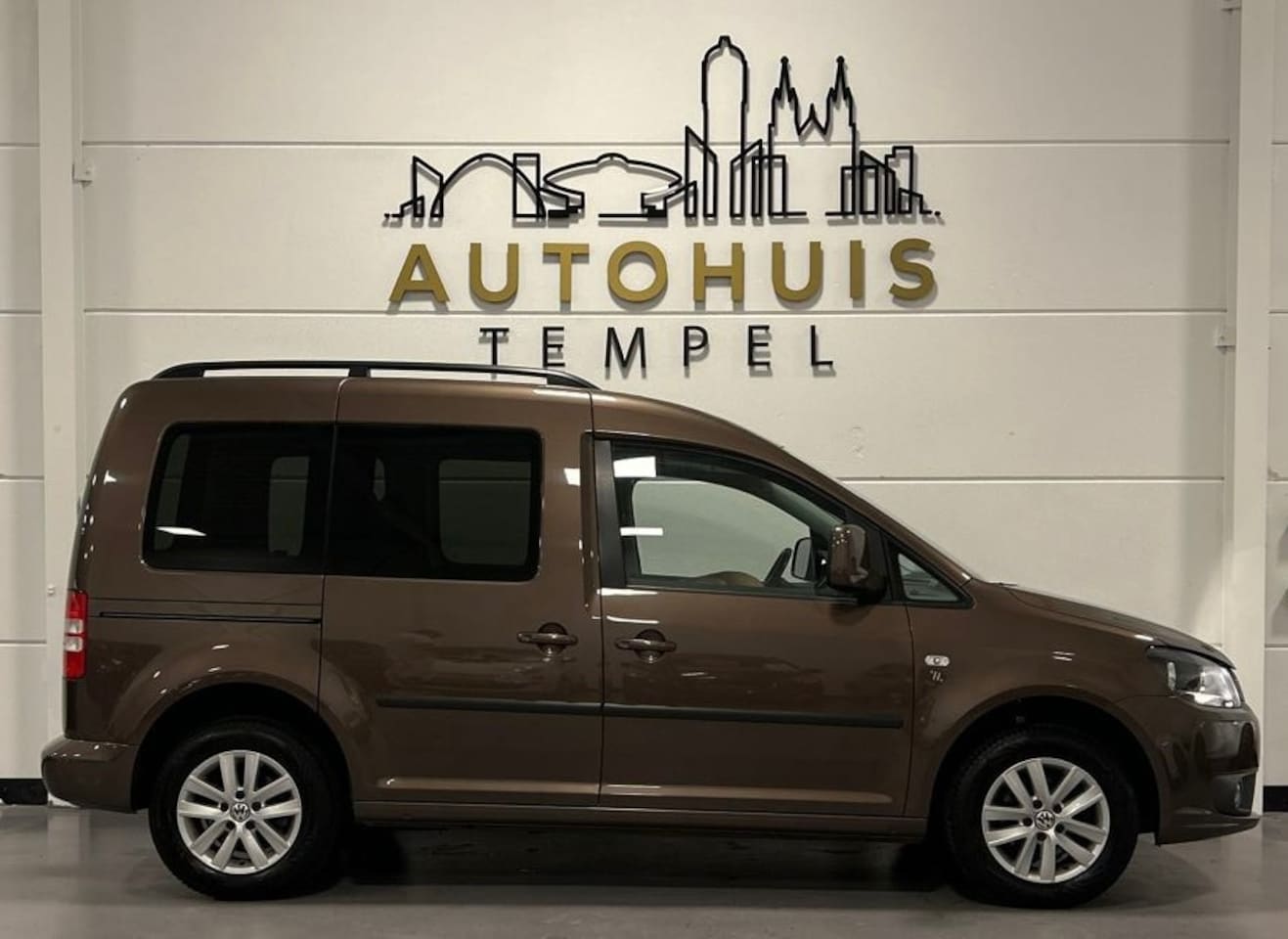 Volkswagen Caddy Maxi - 1.2 TSI Comfortline Nap Airco Cruise 5 Persoons Trekhaak Schuifdeuren - AutoWereld.nl