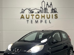 Peugeot 107 - 1.0-12V XS Nap Automaat Airco 5Deurs Isofix Centrale Deurvergrendeling