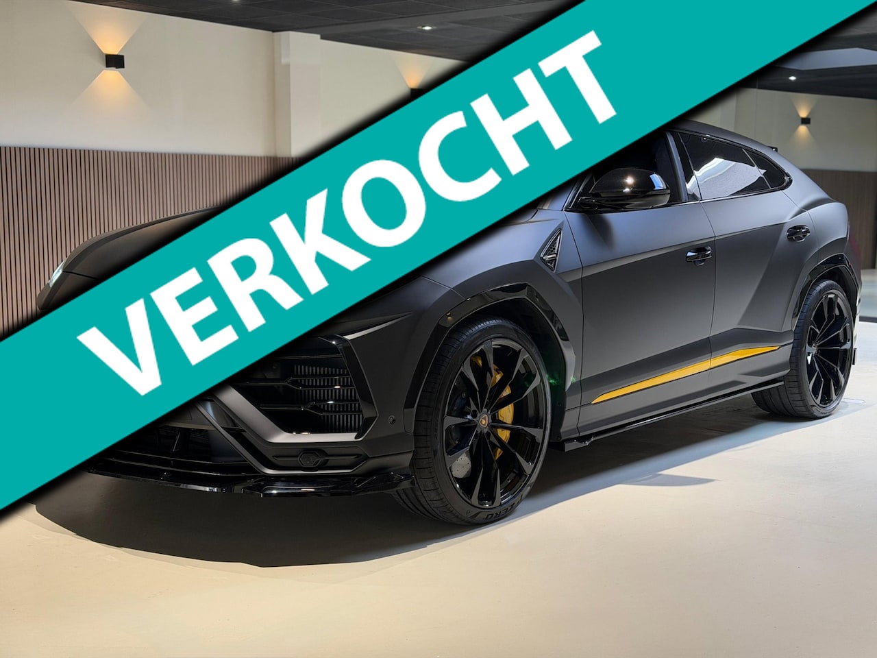 Lamborghini Urus - 4.0 V8|Pano|B&O|Ceramic|Full PPF|Hud|Massage - AutoWereld.nl