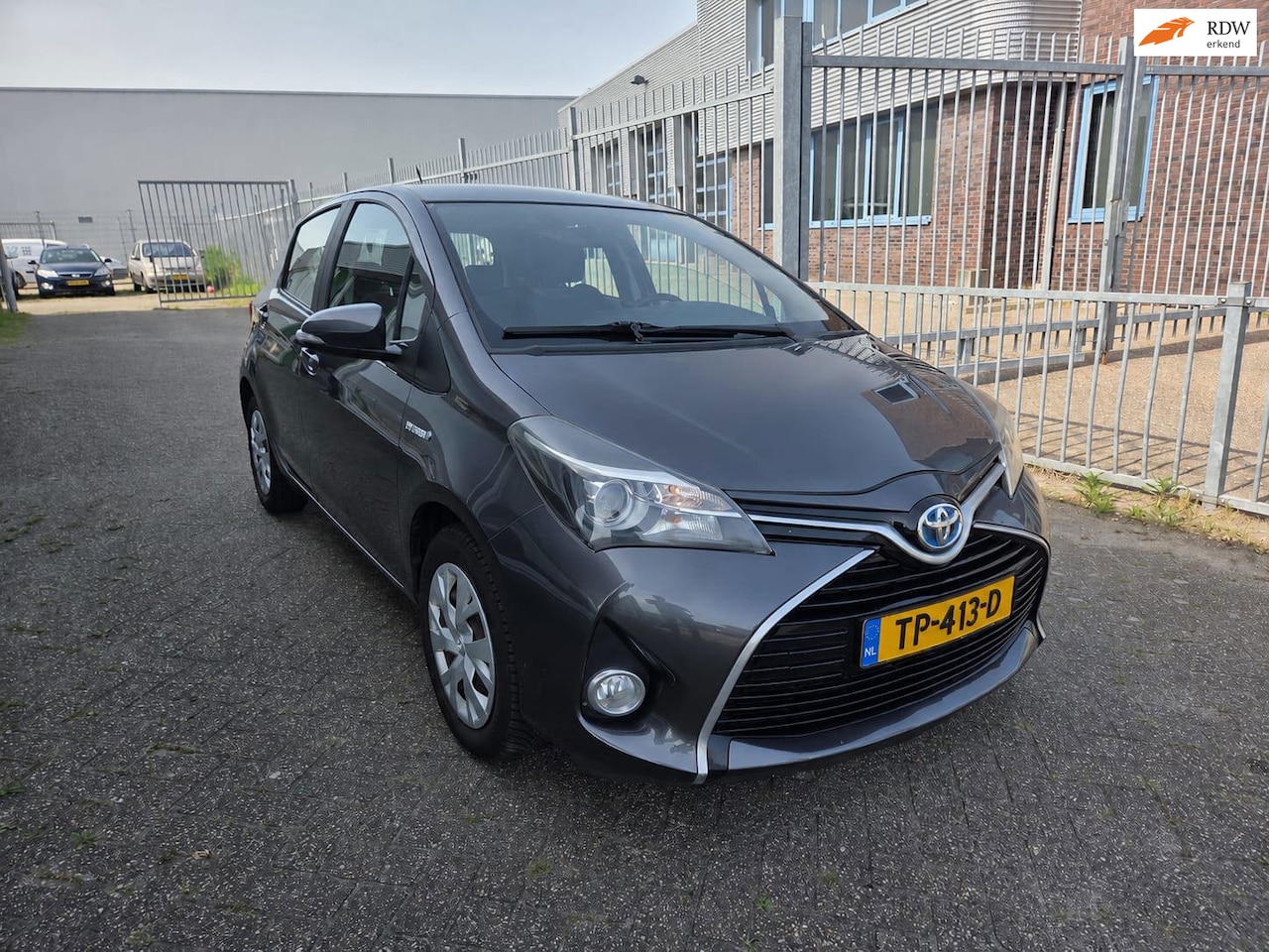 Toyota Yaris - 1.5 Hybrid Lease Limited|AUTOMAAT|CAMERA|CRUISE||CARPLAY| - AutoWereld.nl
