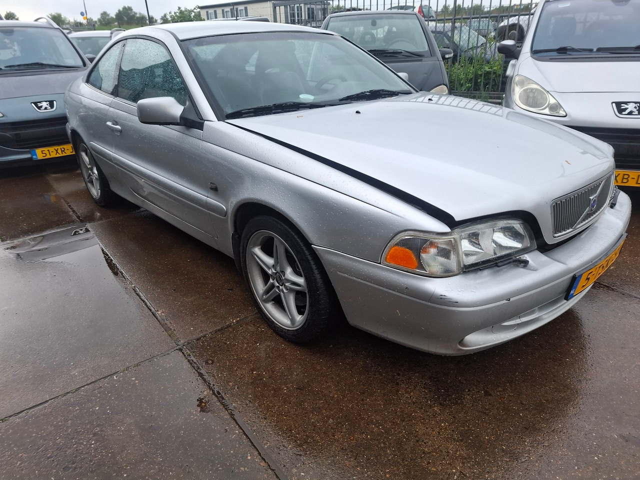 Volvo C70 Coupé - 2.3 T-5 Luxury 2.3 T-5 Luxury - AutoWereld.nl