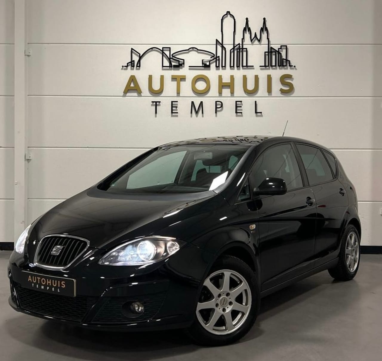 SEAT Altea - 1.8 TFSI Style Automaat Nap Climate Cruise Bluetooth Stoelverwarming Pdc Isofix - AutoWereld.nl