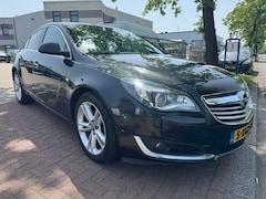 Opel Insignia - 2.0 CDTI 140pk EcoFLEX Cosmo Airco/ECC, Navi, Camera, Leder