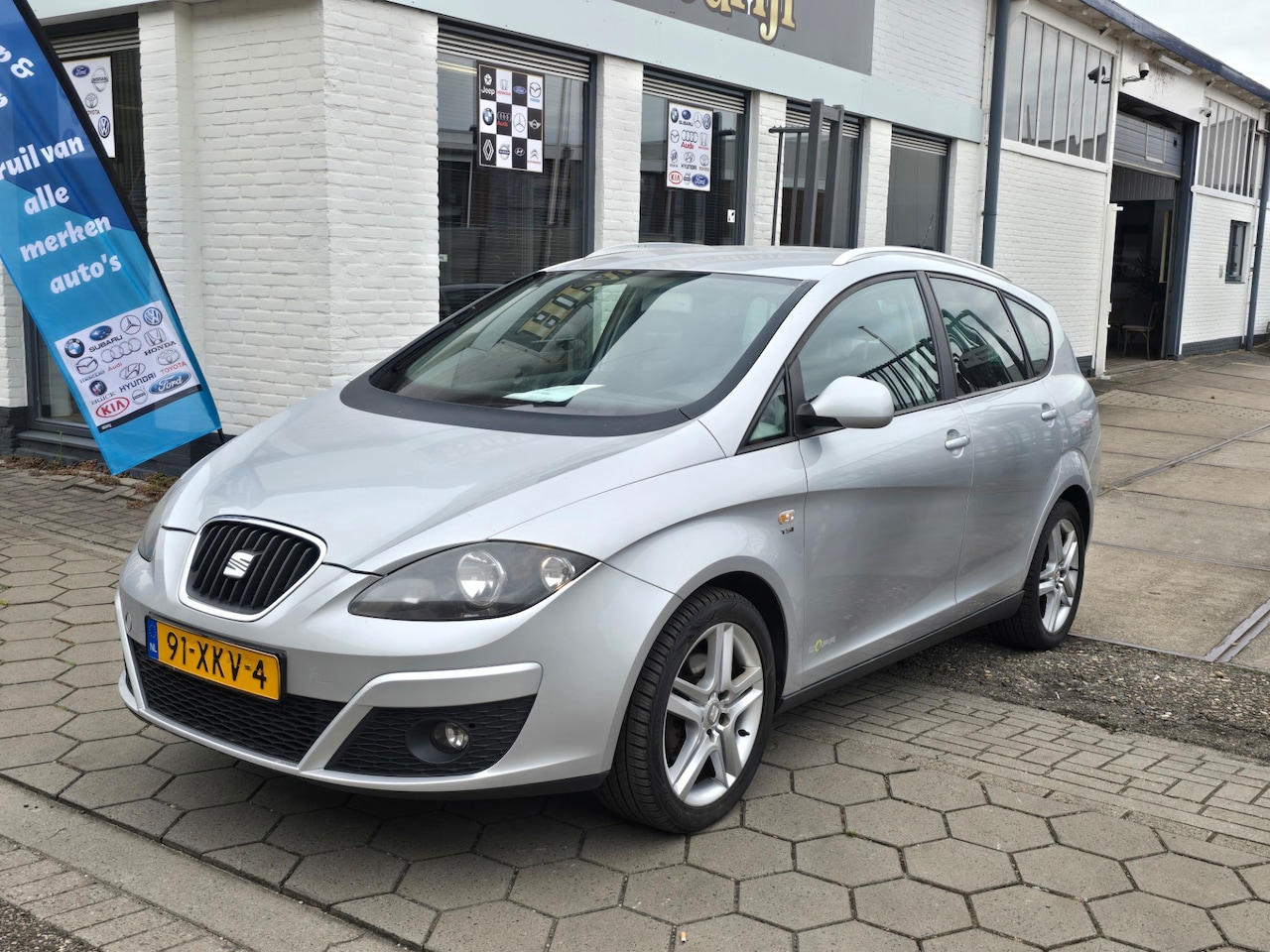 SEAT Altea XL - 1.2 TSI Ecomotive Businessline COPA*zzer nette auto*dealer onderhoud*navi*airco*trekhaak*i - AutoWereld.nl