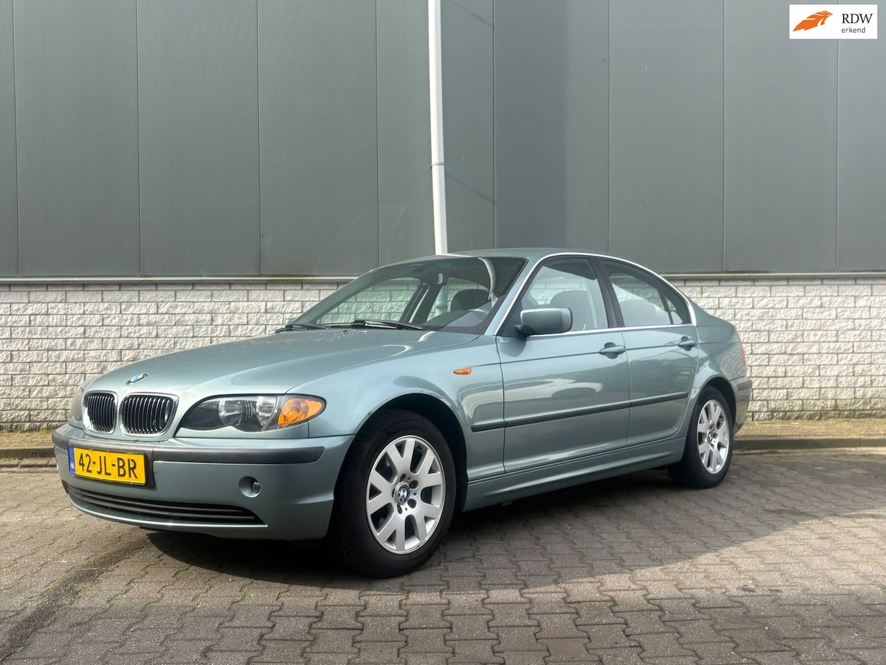 BMW 3-serie - 325i Executive-sedan-automaat-NWE APK+beurt - AutoWereld.nl